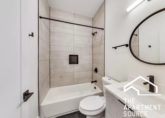 Foto del edificio - 2553 W Hirsch St