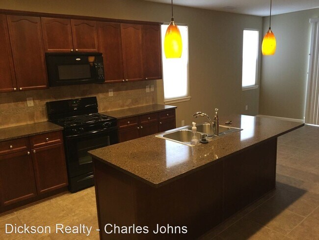 Building Photo - 4 br, 3 bath House - 2105 Angel Ridge Drive