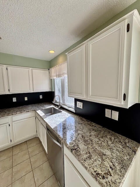 Foto del edificio - 2 Purpletop Ct