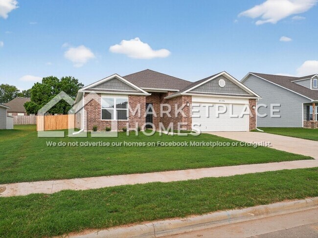 Building Photo - 23198 S Mae Dr