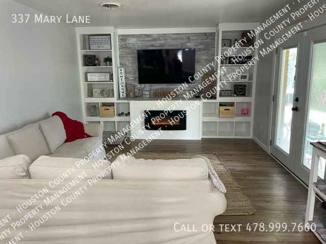 Foto del edificio - 337 Mary Ln