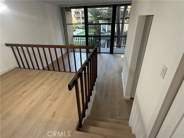 Building Photo - 7212 Marina Pacifica Dr
