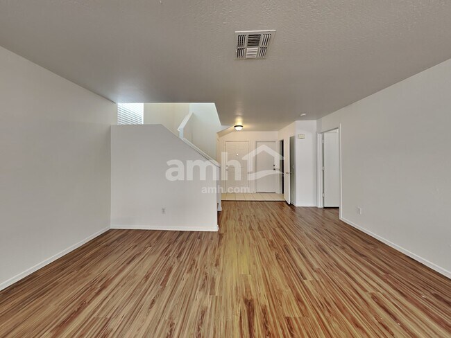 Foto del edificio - 11818 W Altadena Ave