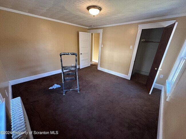 Building Photo - 71 Owego St