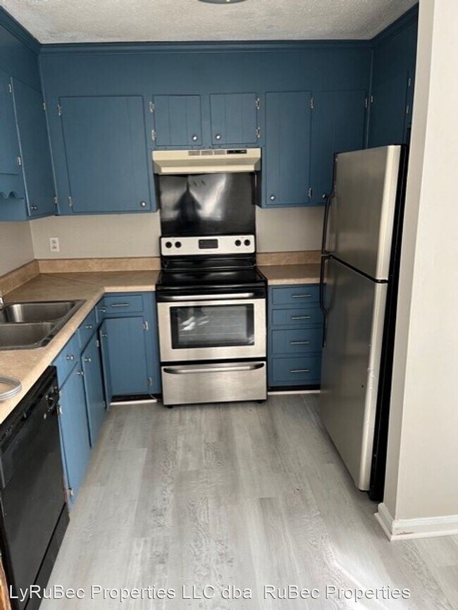 Building Photo - 3 br, 2 bath House - 12200 Rock Canyon Dr