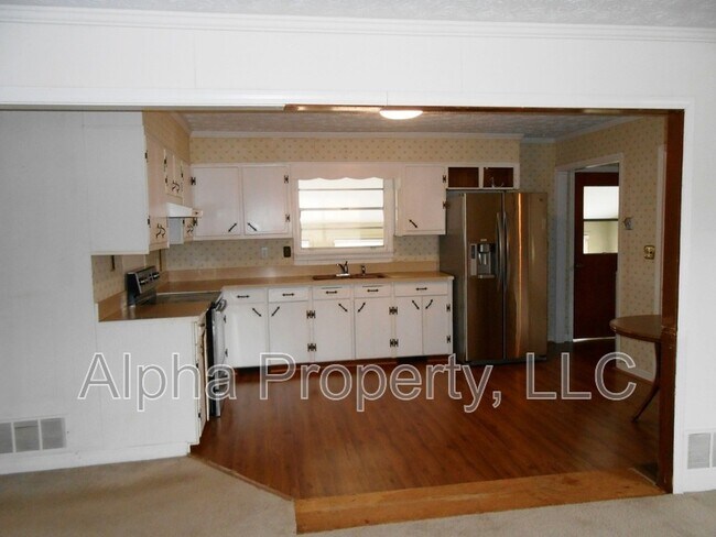 Building Photo - 116 Maxwell Cir