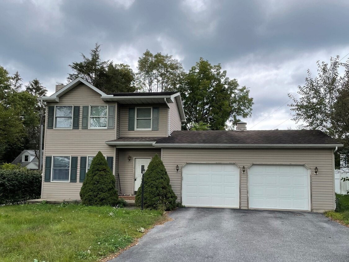 11193 Mentzer Gap Rd, Waynesboro, PA 17268 House Rental in Waynesboro, PA