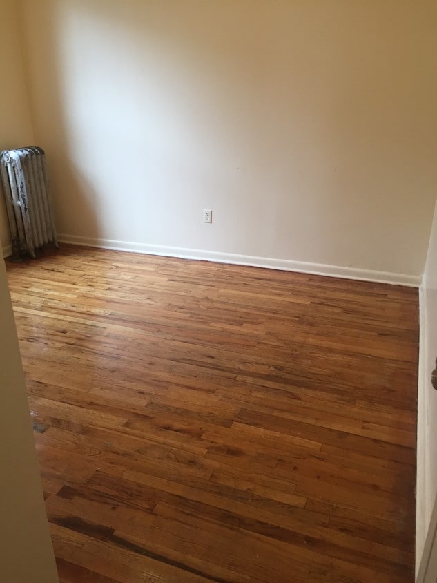 Primary Photo - 1543 Nostrand Ave