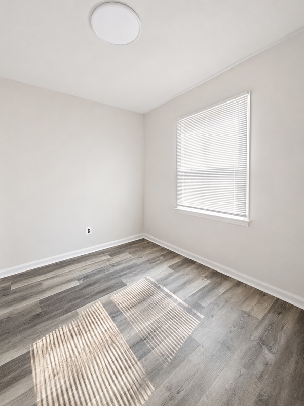 Building Photo - 15552 Woodworth