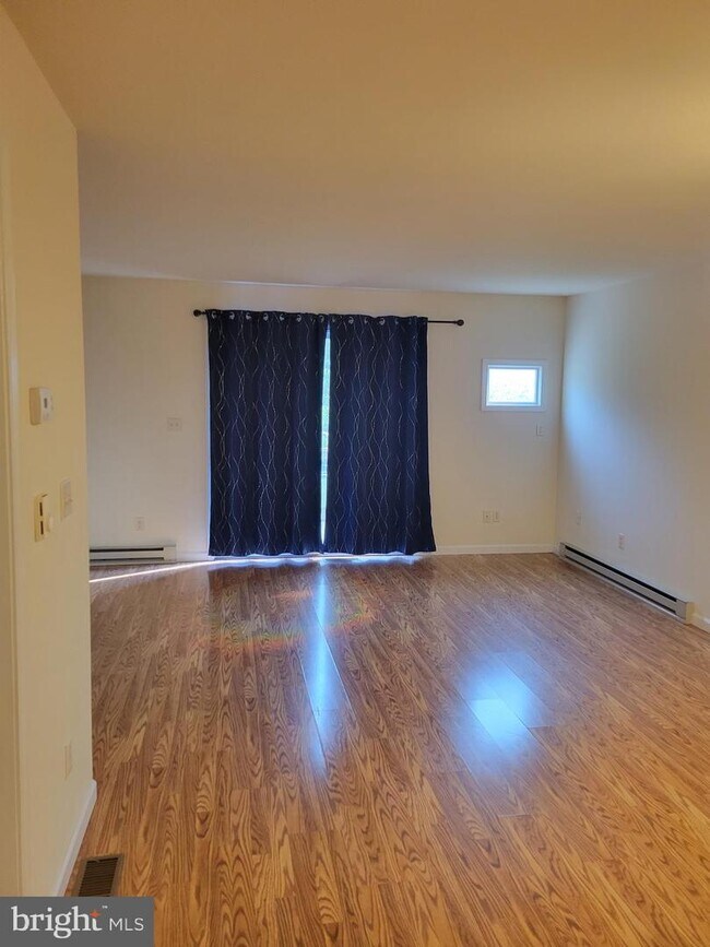 Foto del edificio - 218 W King St