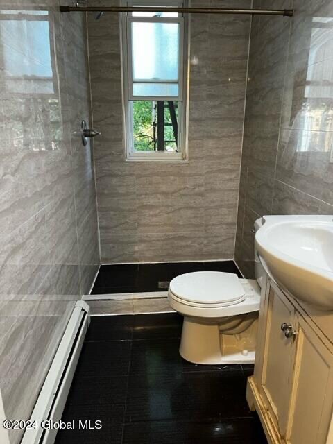 Foto del edificio - 423 Hudson Ave