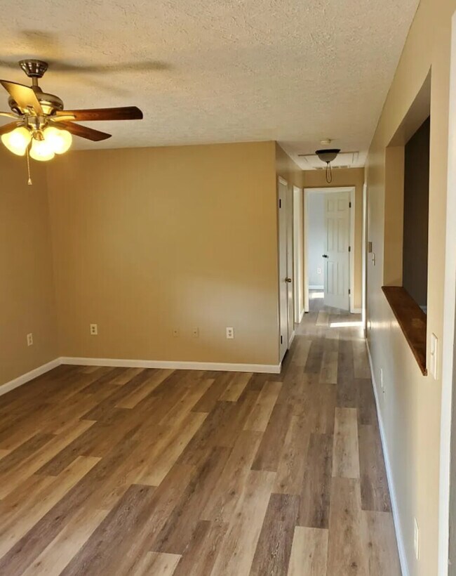 Foto del edificio - 2409 Ontario St, Flatwoods, KY 41139