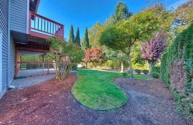 Building Photo - 22447 15th Ave S