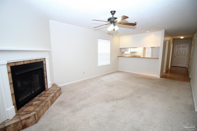 Foto del edificio - 1500 E Johnson Ave