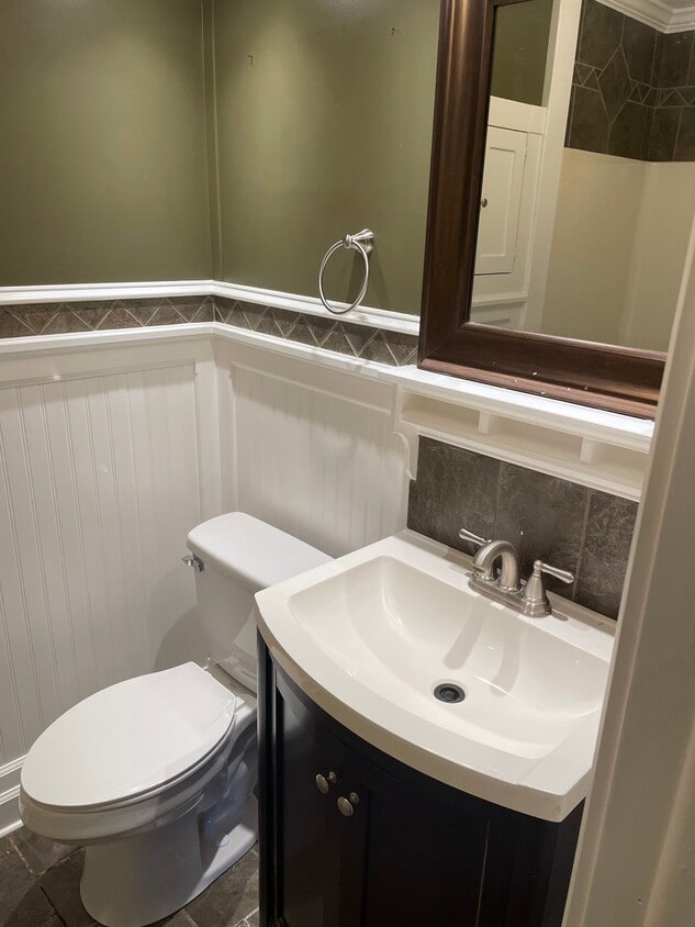 Building Photo - 493 Washington St