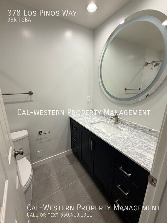 Building Photo - 378 Los Pinos Way