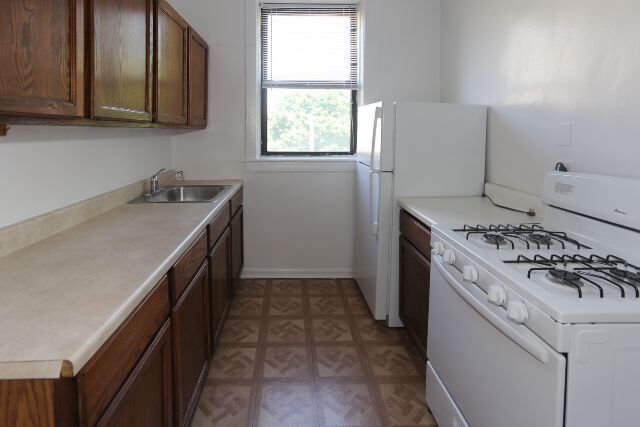 Foto del edificio - 836 W Waveland