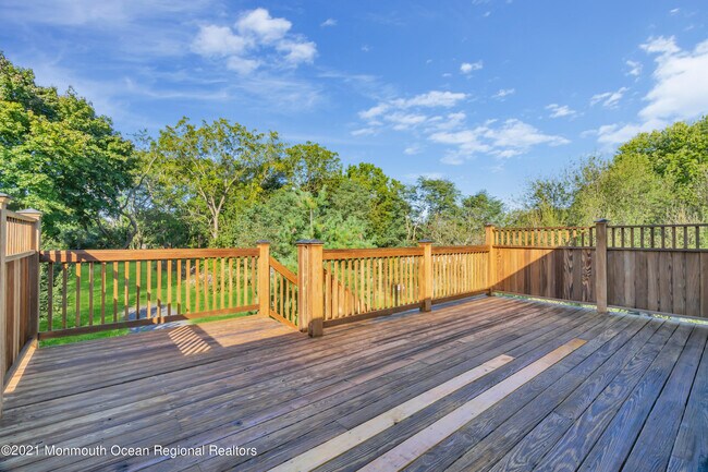 Foto del edificio - 13 Monroe St