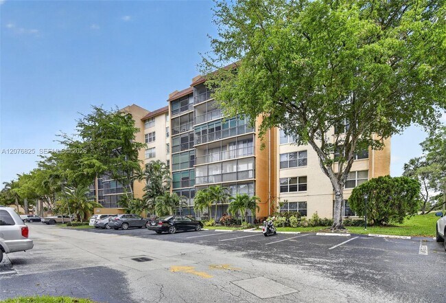 Building Photo - 3771 Environ Blvd