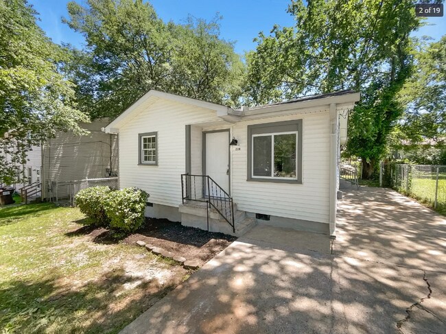 Foto del edificio - 114 McKinley St