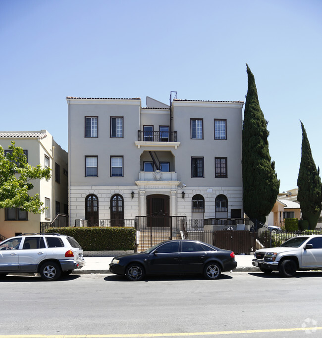 Building Photo - Heliotrope Apartments