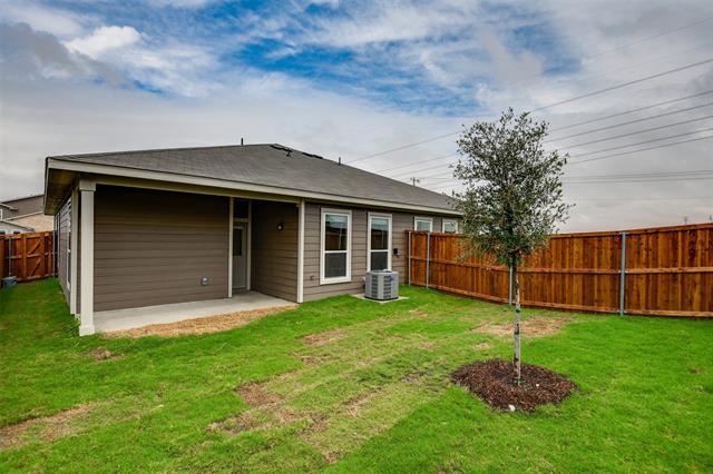 Foto del edificio - 609 Blackland dr