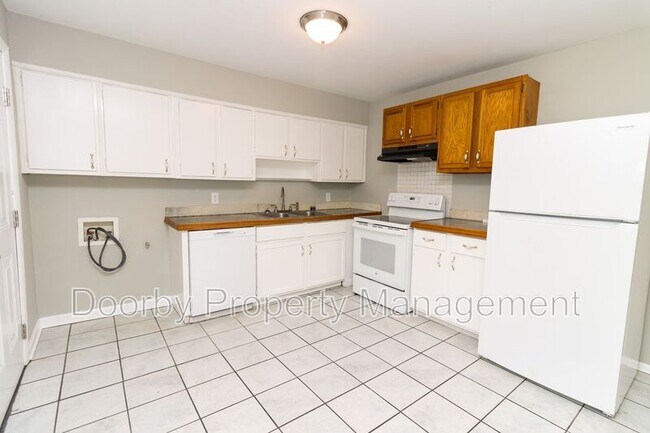 Building Photo - 2418 Hickory Valley Rd