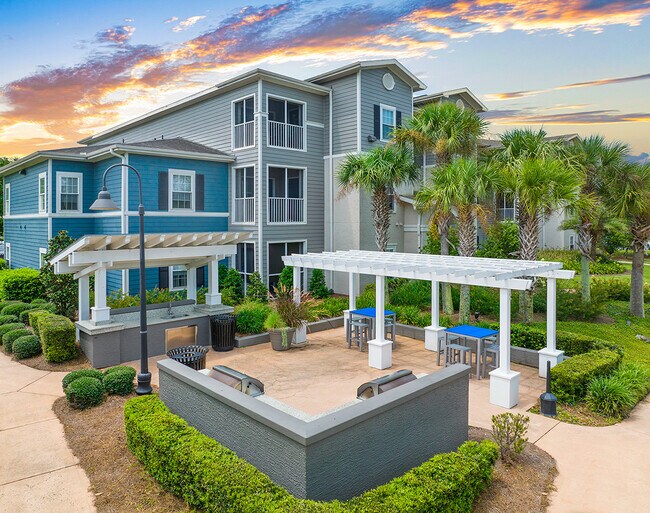 Colonial Grand at Traditions Apartments in Gulf Shores, AL