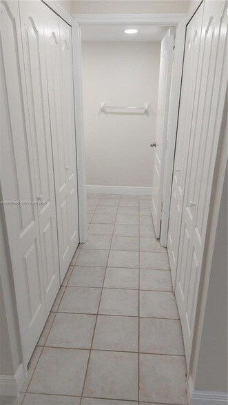 Foto del edificio - 7083 SW 158th Ct