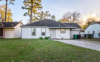 Building Photo - 3818 Blodgett St