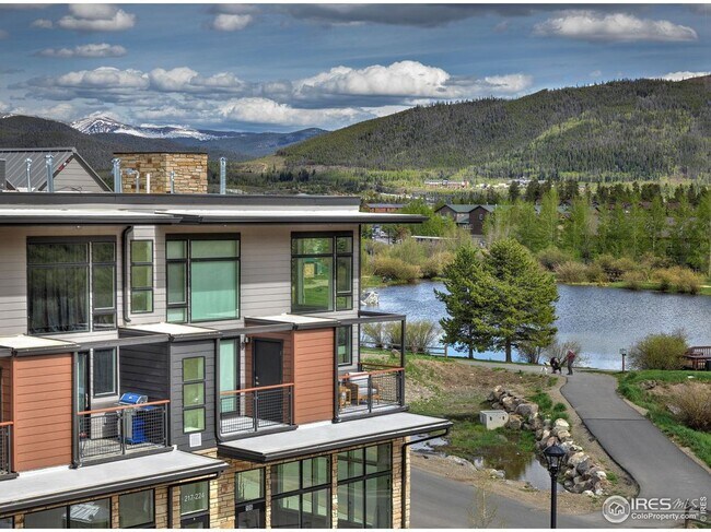 Building Photo - 100 Basecamp Way