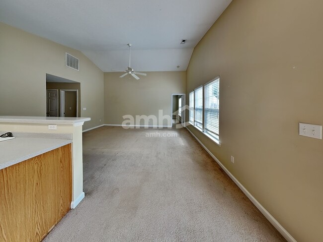 Foto del edificio - 316 Garfield Ln