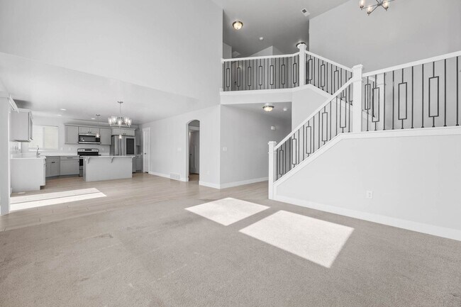 Foto del edificio - 6 Bedroom 3.5 Bathroom House in Saratoga Springs!