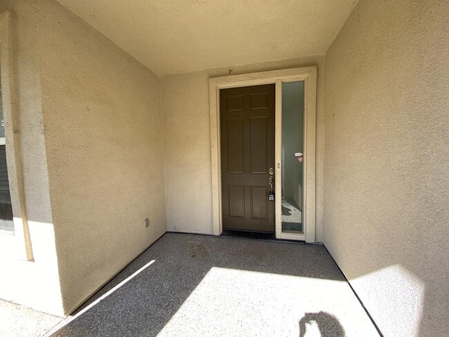 Building Photo - 11849 Cobble Brook Dr