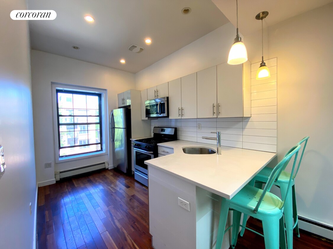 910 Greene Ave Unit 4, Brooklyn, NY 11221 Room for Rent in Brooklyn