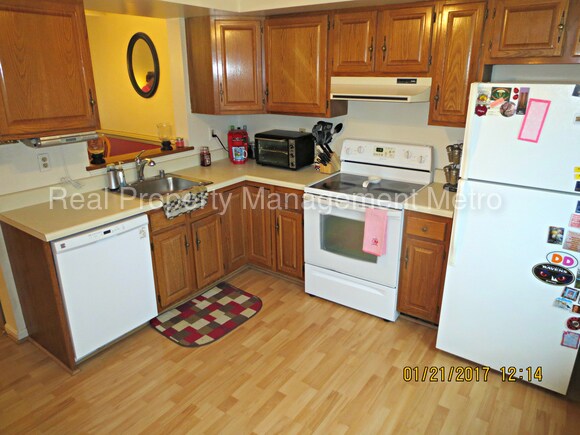 Building Photo - 519 Crossbridge Dr