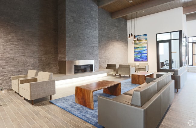 Interior Photo - z-051226-The Windward Apartments
