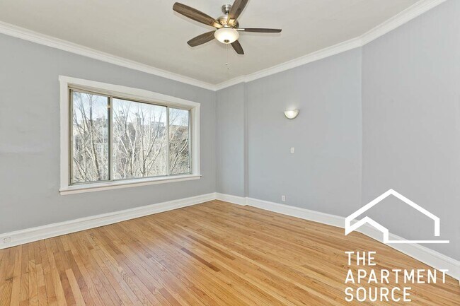 Foto del edificio - 3830 N Ashland Ave