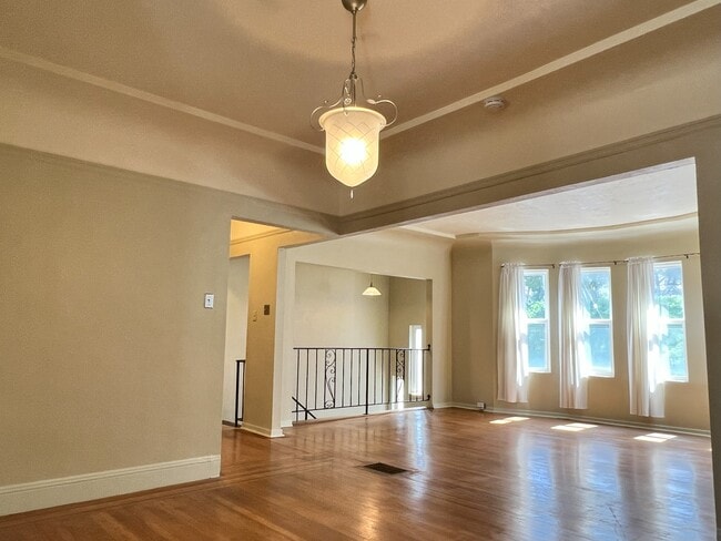 Dining Room - 420 Hanover St