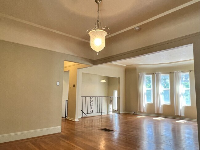 Dining Room - 420 Hanover St