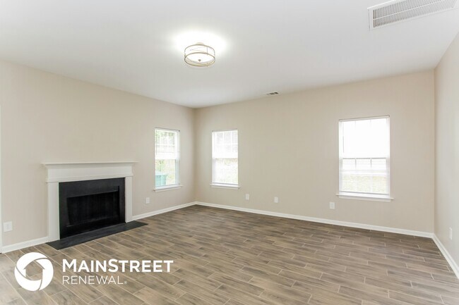 Building Photo - 3810 Pauline Ln