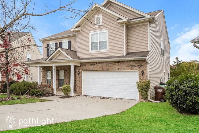 Foto del edificio - 6456 Fishing Pond Court, High Point, NC, 2...