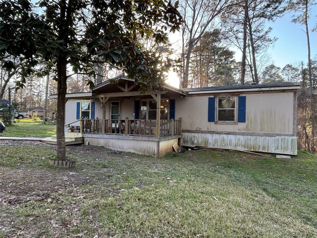 Foto principal - 111 Lakeside Woods Dr