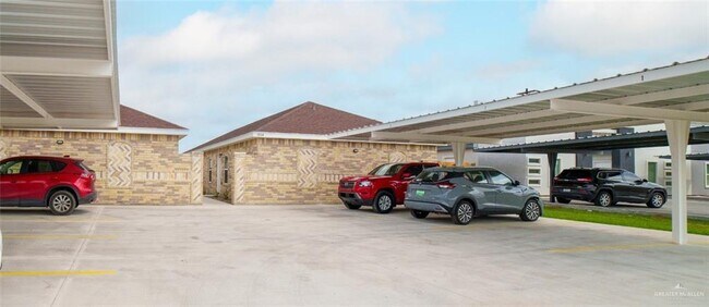 Foto del edificio - 804 W Sunset Valley St