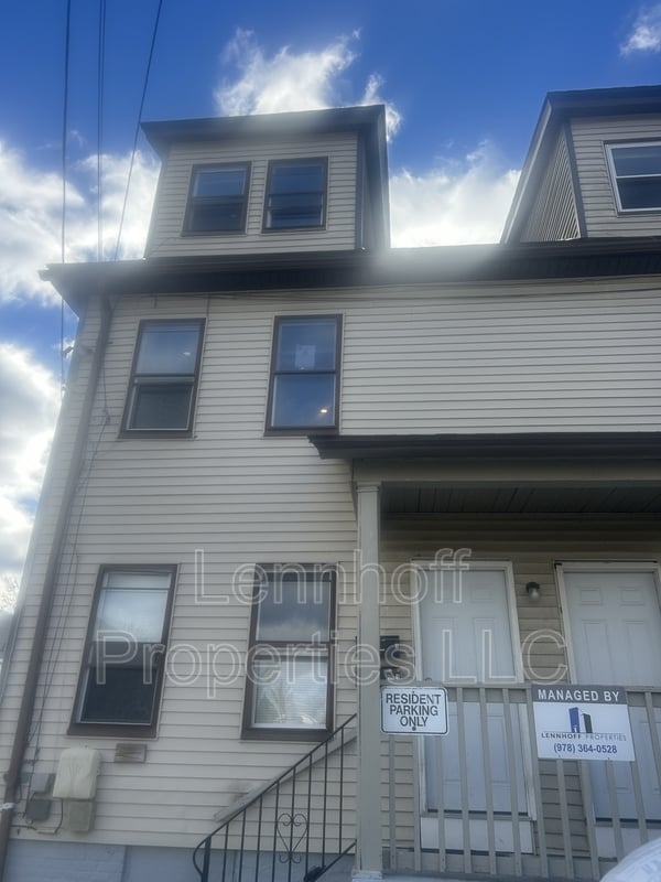 Photo - 31 Hilton Street - Unit 2