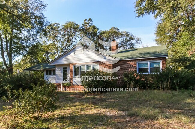 Foto del edificio - 16 Erskine Ln