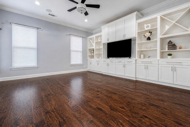 Building Photo - 28 Versante Ct