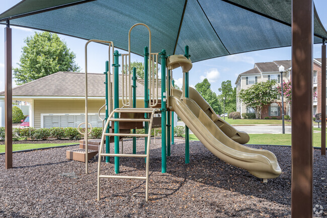 Amenities - Playground - Ashbury Woods