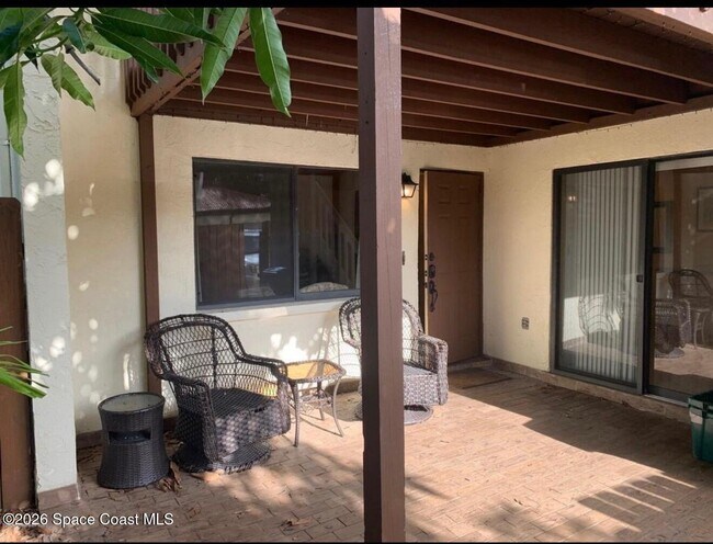 Foto del edificio - 8710 Hibiscus Ct