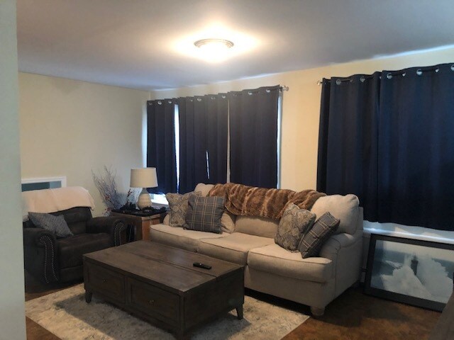 Primary Photo - 140 Hawkins Rd